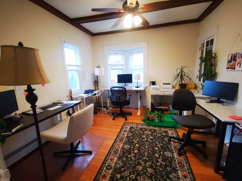 SUMMER SUBLET AVAILABLE FROM MAY-AUG WEST SOMERVILLE  - Image 3
