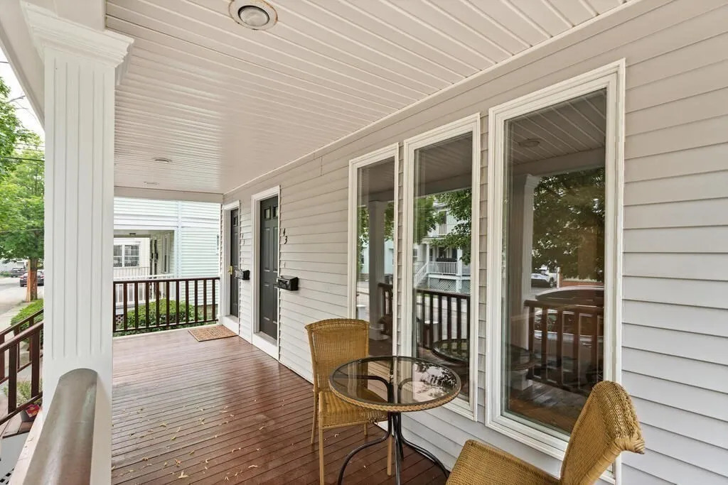 Seeking Summer Sublettter (4 BR Duplex Near Campus) - Thumbnail 2