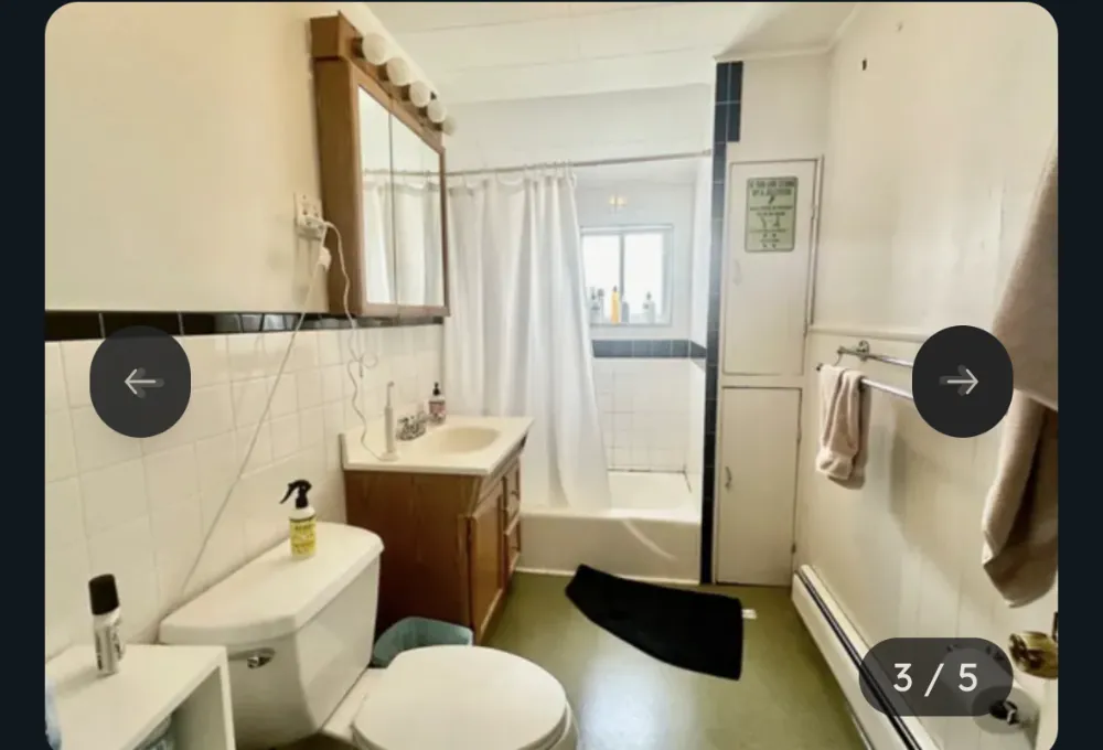 Bedroom available on College Ave! 1 minute from campus. - Image 5