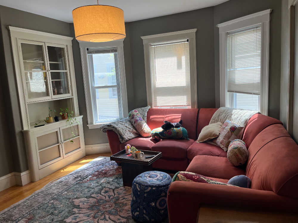 Great House on Tufts Campus - Thumbnail 7