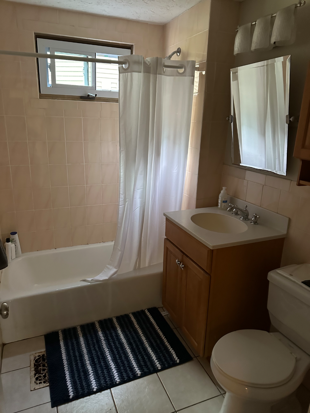 Big 1-BR near campus - Main
