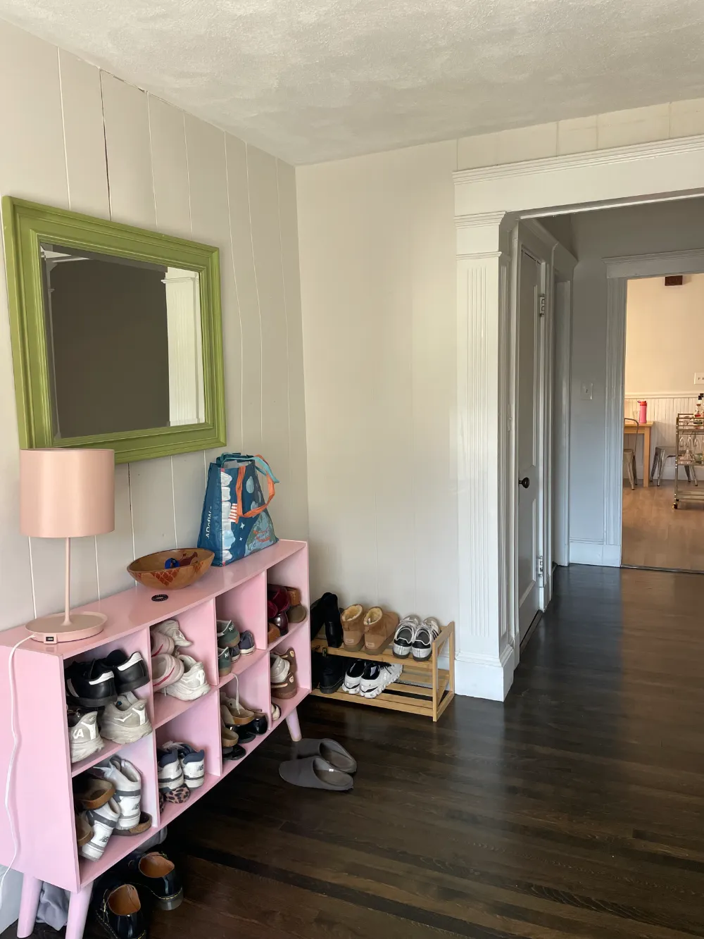 Newly renovated modern sunny 4 bedroom - Image 2