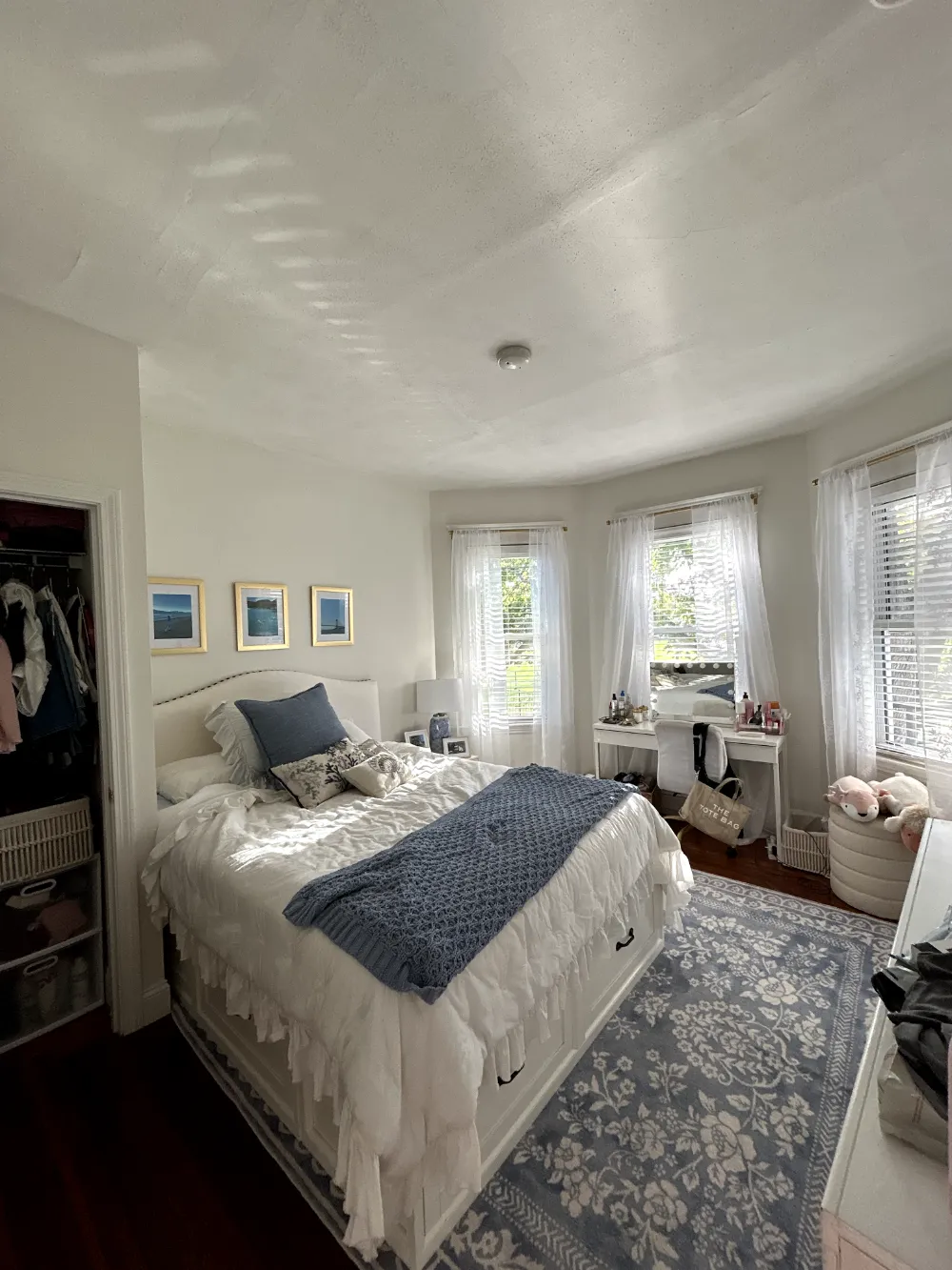 Newly Renovated House on College Ave, Upstairs Unit Bedroom with Private Bathroom - Main