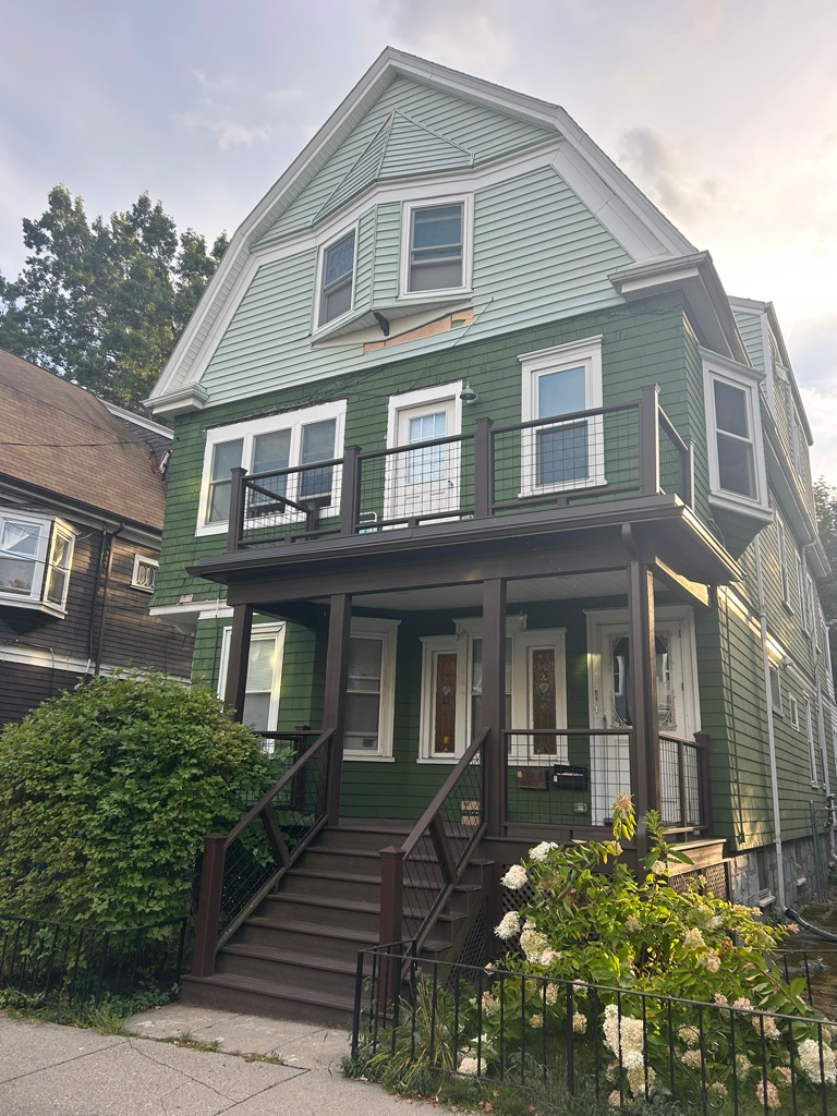 Spring Sublease - One street off campus, newly renovated - Main