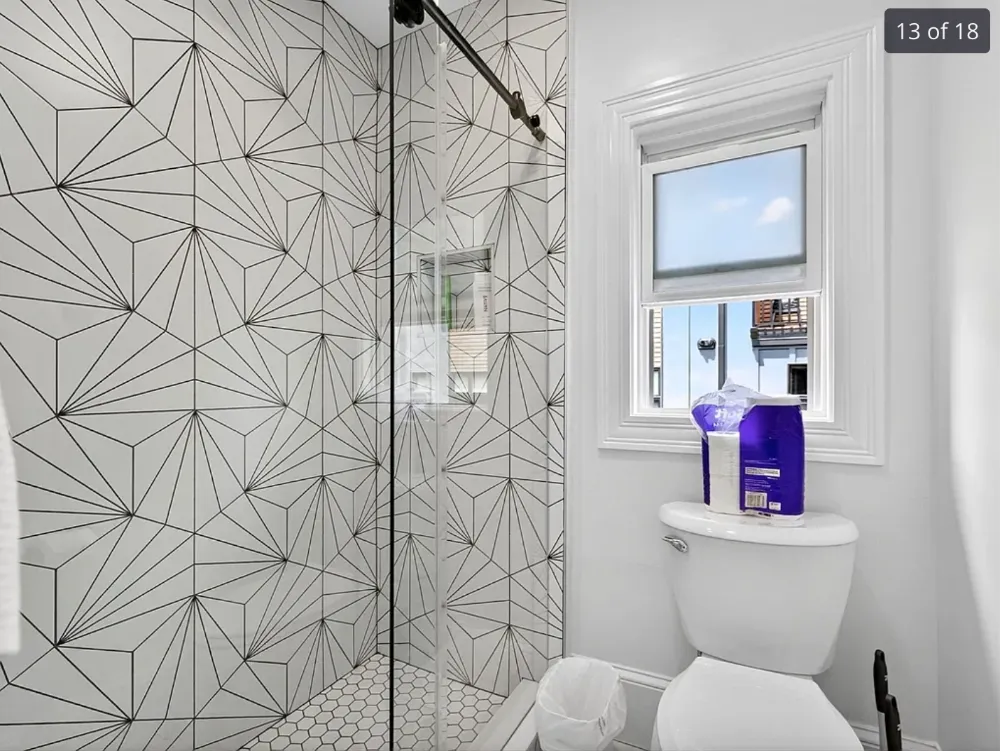 Single room in a newly renovated home near Tufts campus - Thumbnail 6