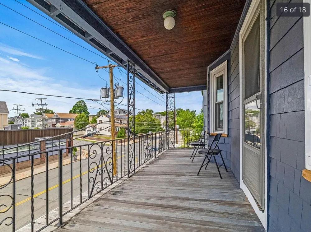 Single room in a newly renovated home near Tufts campus - Thumbnail 8