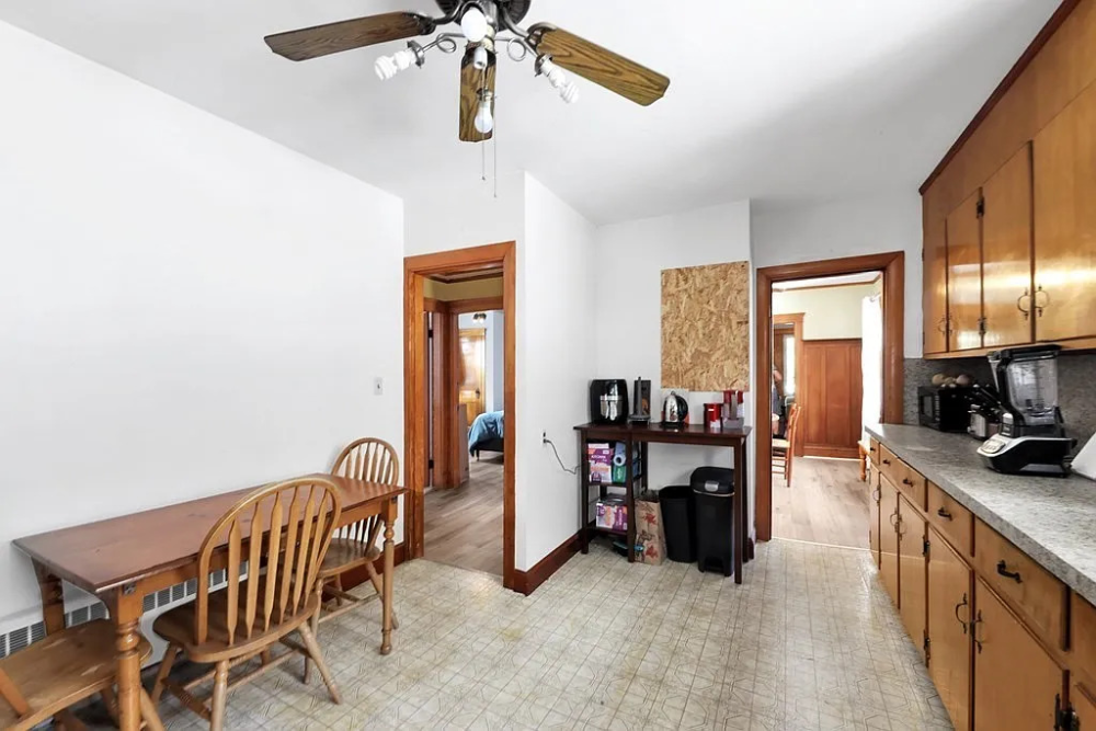 SPACIOUS BEDROOM (!!) LESS THAN TEN MINUTES (!!!!) WALK FROM TISCH on Chetwynd Rd!!   - Image 3