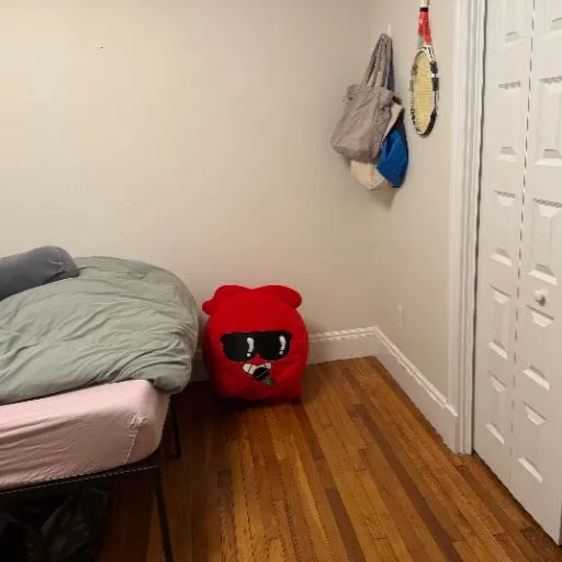 Spacious Room near Campus - Main