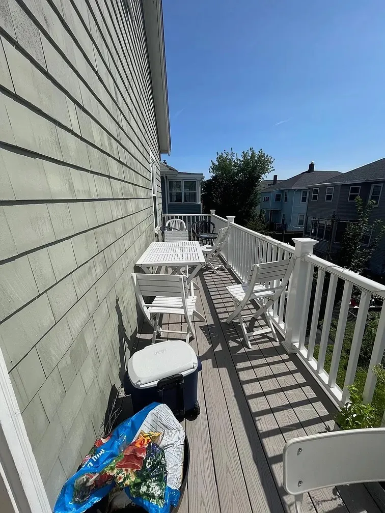 summer sublet near Tufts campus - Thumbnail 6