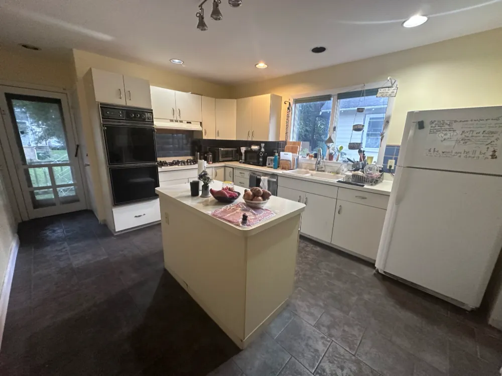 Looking for a summer subletter! - Image 4