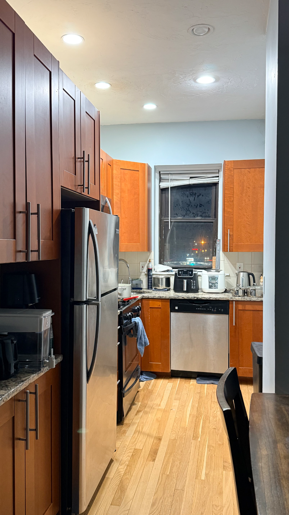 Summer Sublet Available — Furnished Room in Allston ($1250/month, utilities included) - Image 2