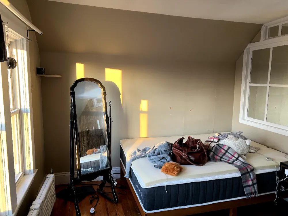 1 bedroom close to Tufts Campus - Image 2