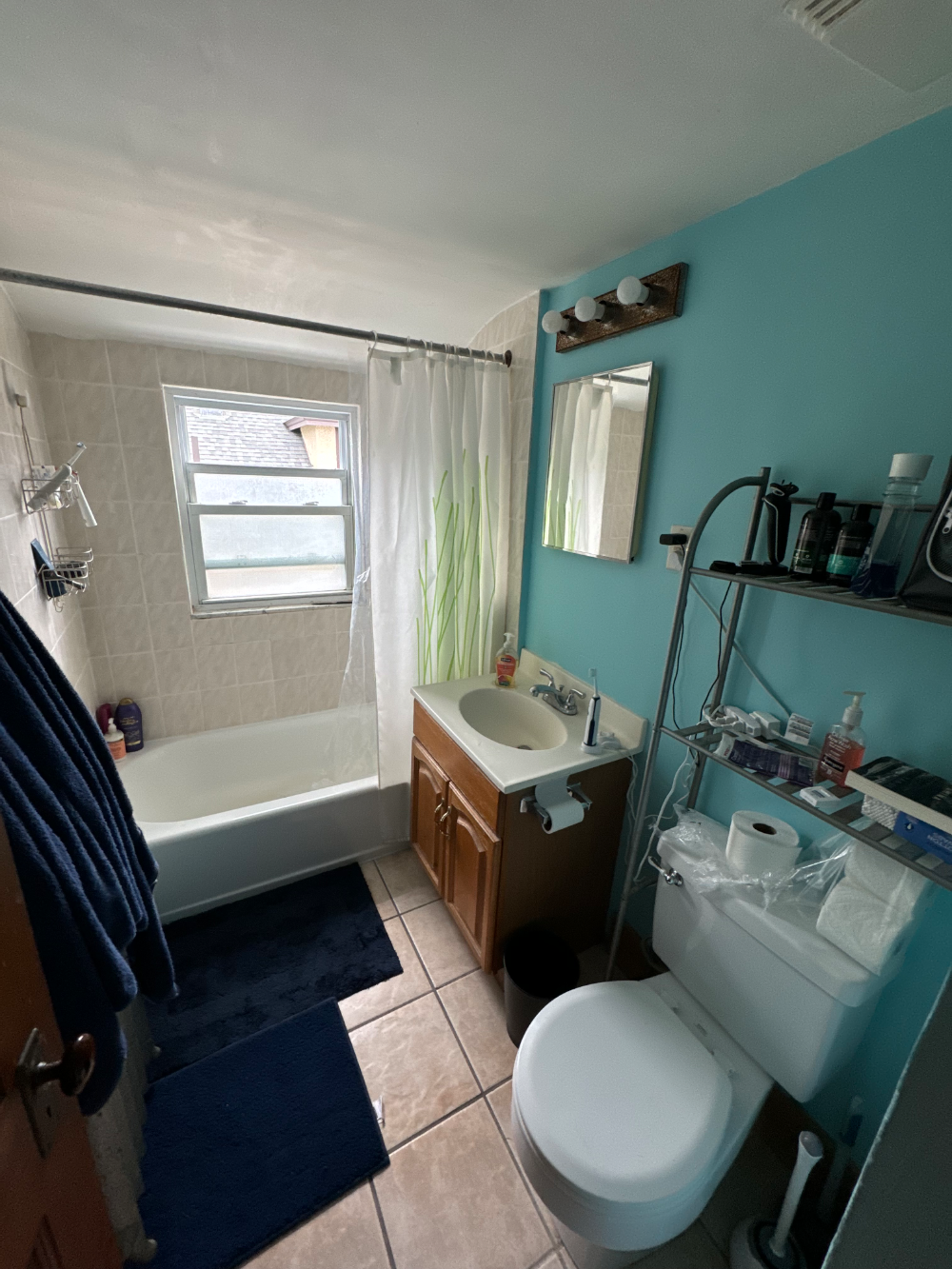 Apartment near Tufts Campus - Image 2