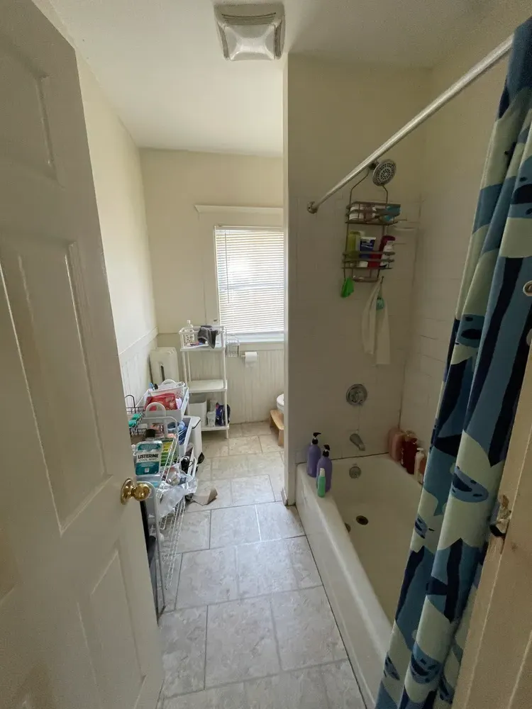 4 bedroom near campus - Image 4