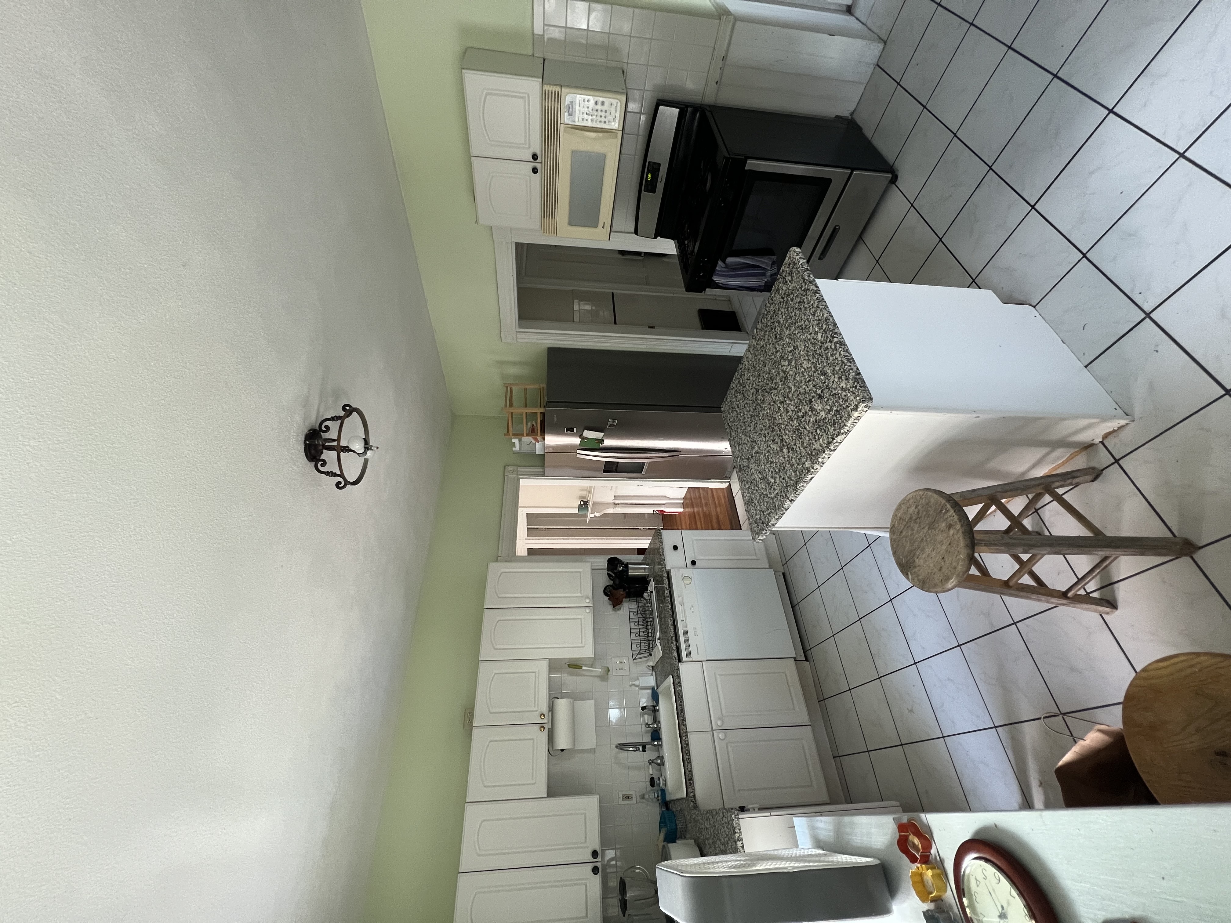 Summer Sublet Near Tufts University! - Thumbnail 4