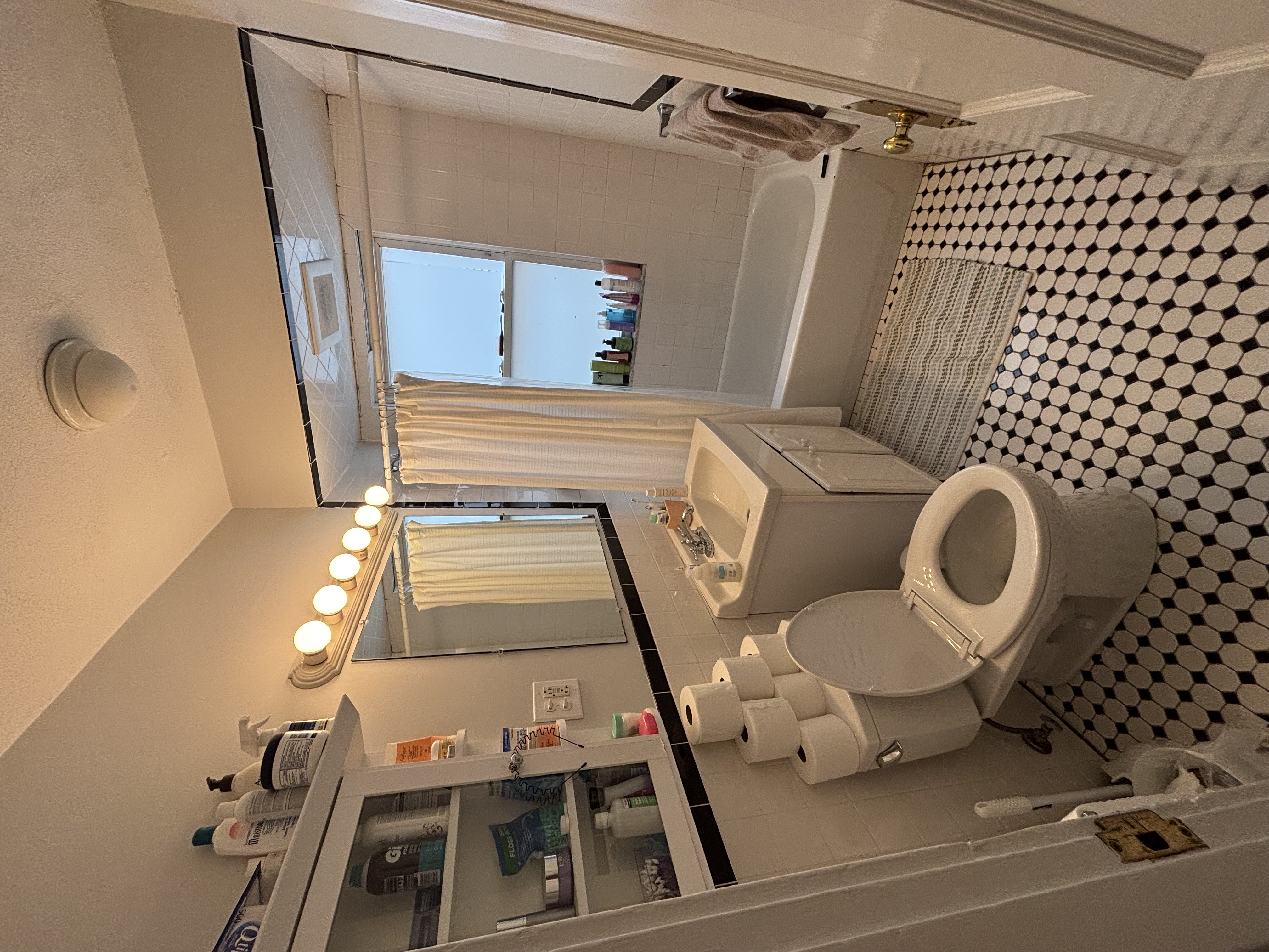 69 Raymond Ave. Spring/Summer 2026 Sublet, Single Bedroom, Fully Furnished, Great Natural Lighting - Thumbnail 4