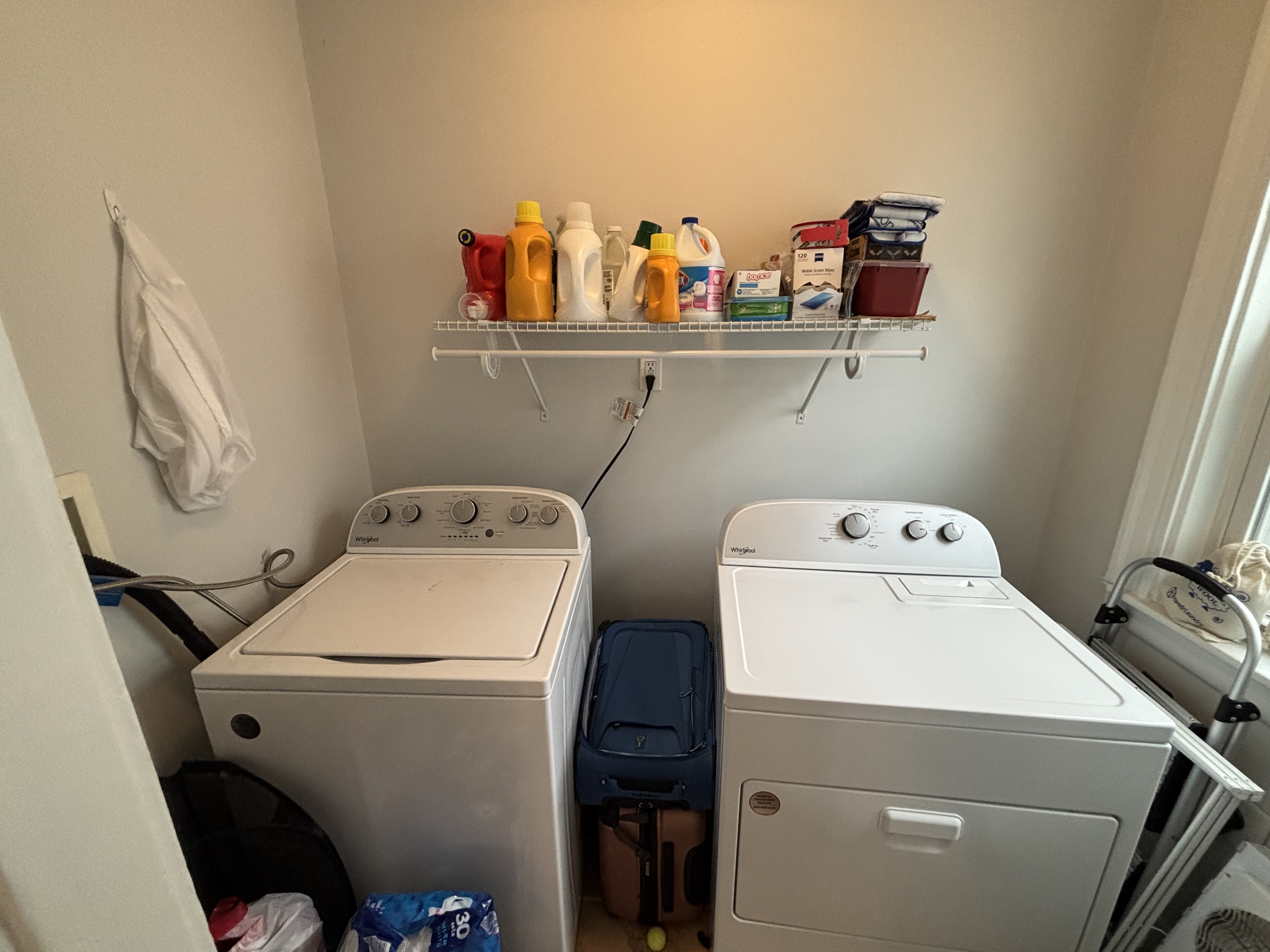 69 Raymond Ave. Spring/Summer 2026 Sublet, Single Bedroom, Fully Furnished, Great Natural Lighting - Thumbnail 6