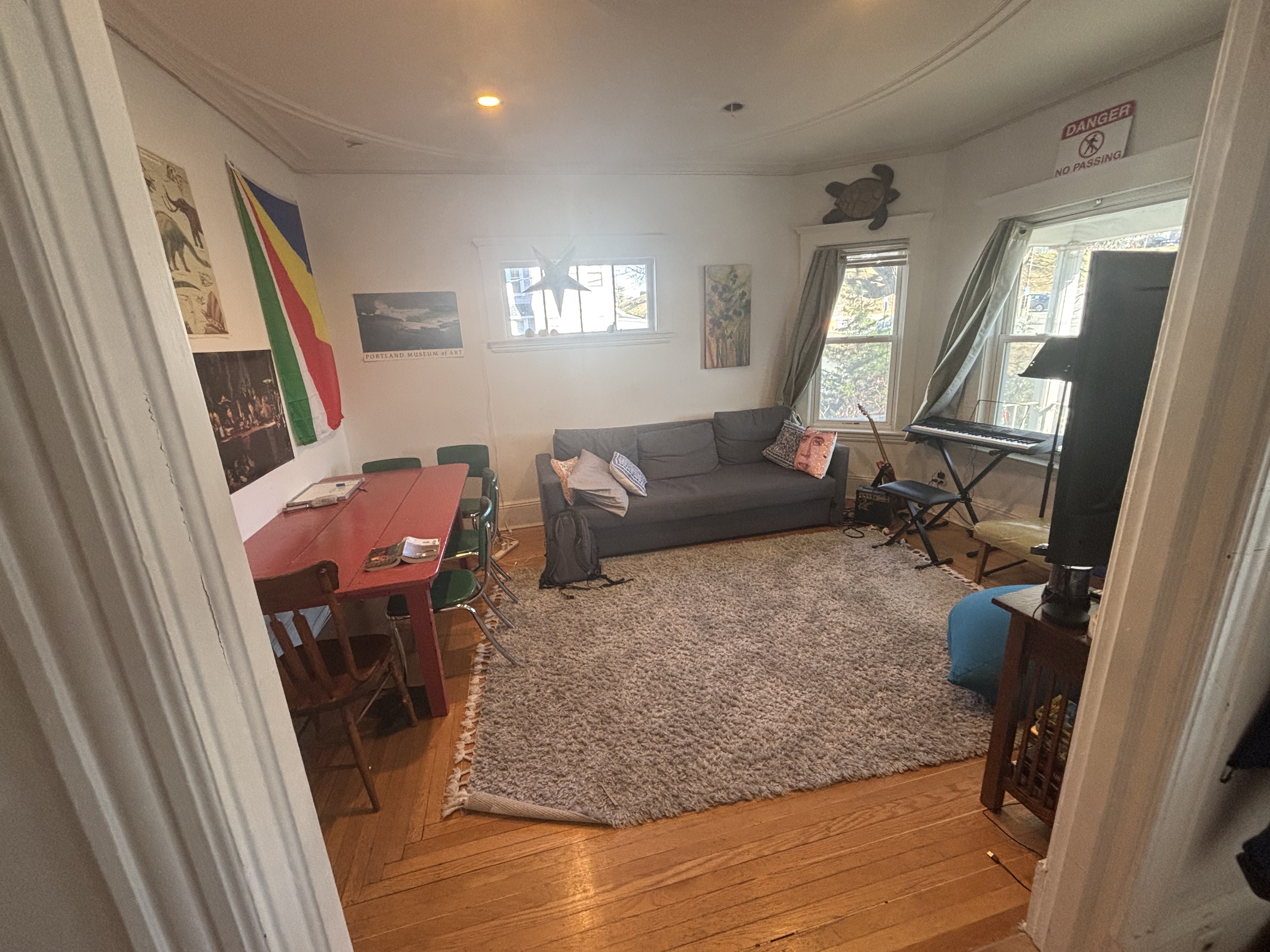 Beautiful ACCESSIBLE apartment behind Carm - Thumbnail 11
