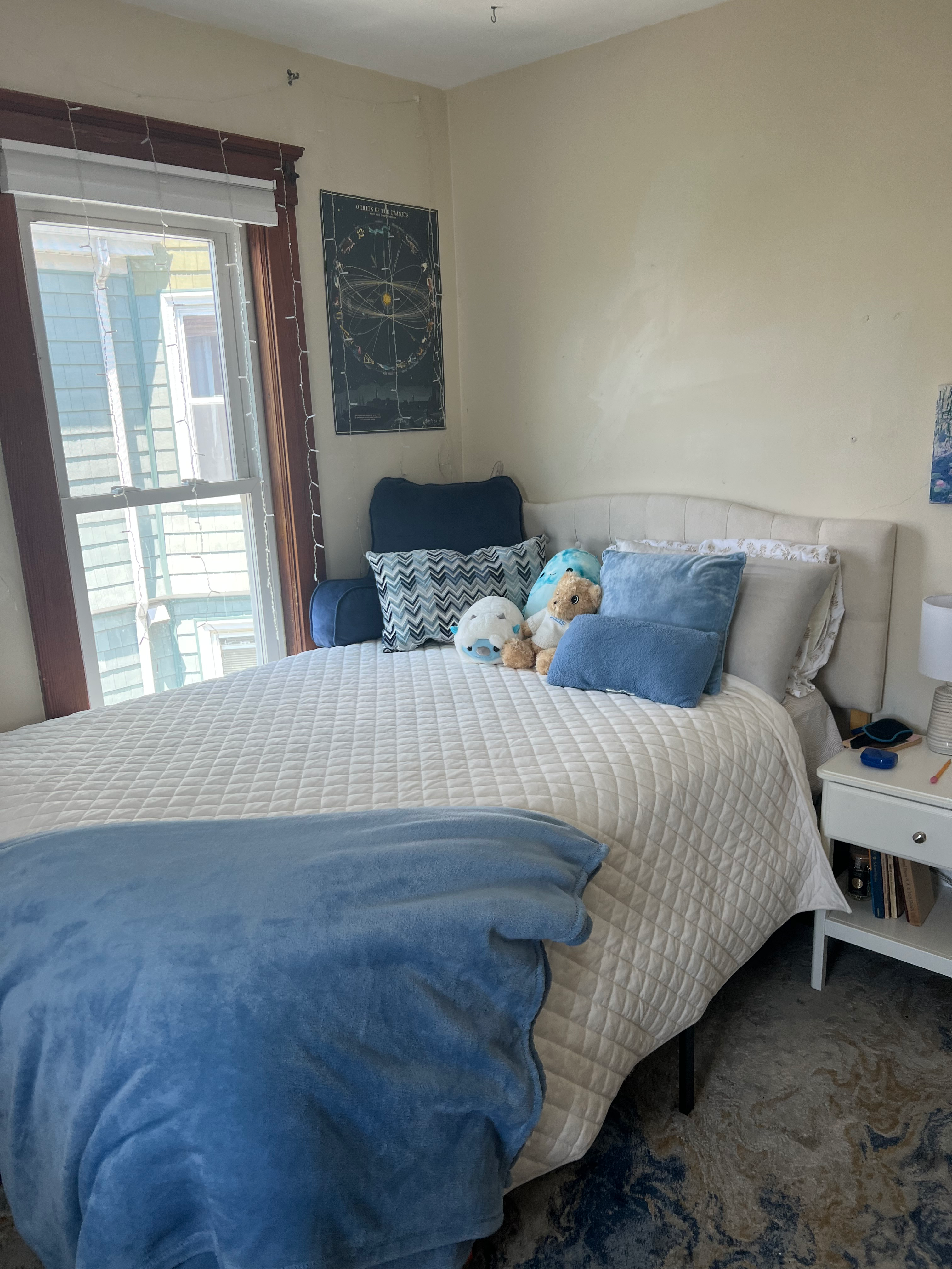 One bedroom in 4-person apartment near campus - Thumbnail 2