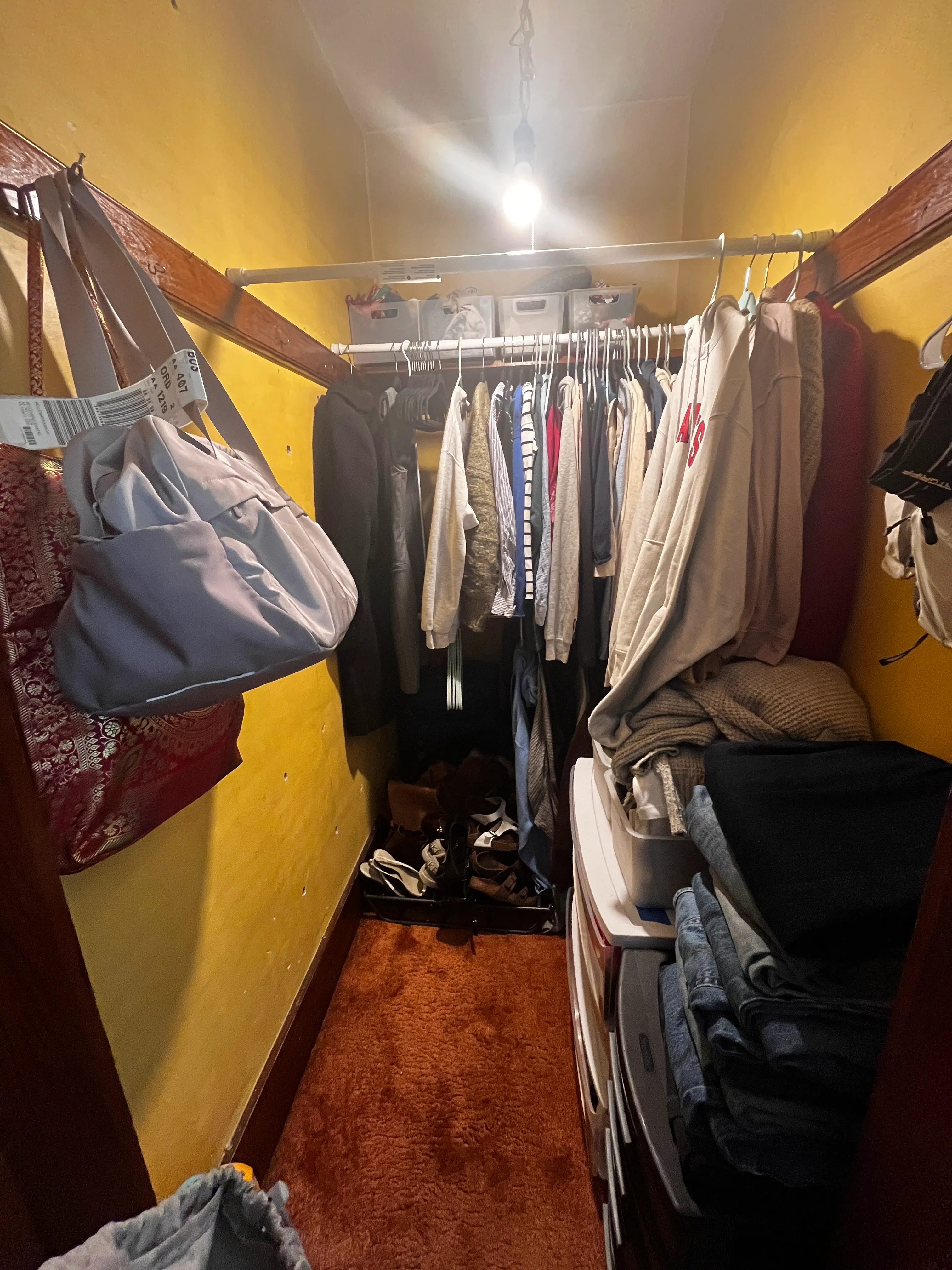 🌼 Spring Semester Sublet: Cute 3BR Near Tufts + Free Laundry! - Thumbnail 4